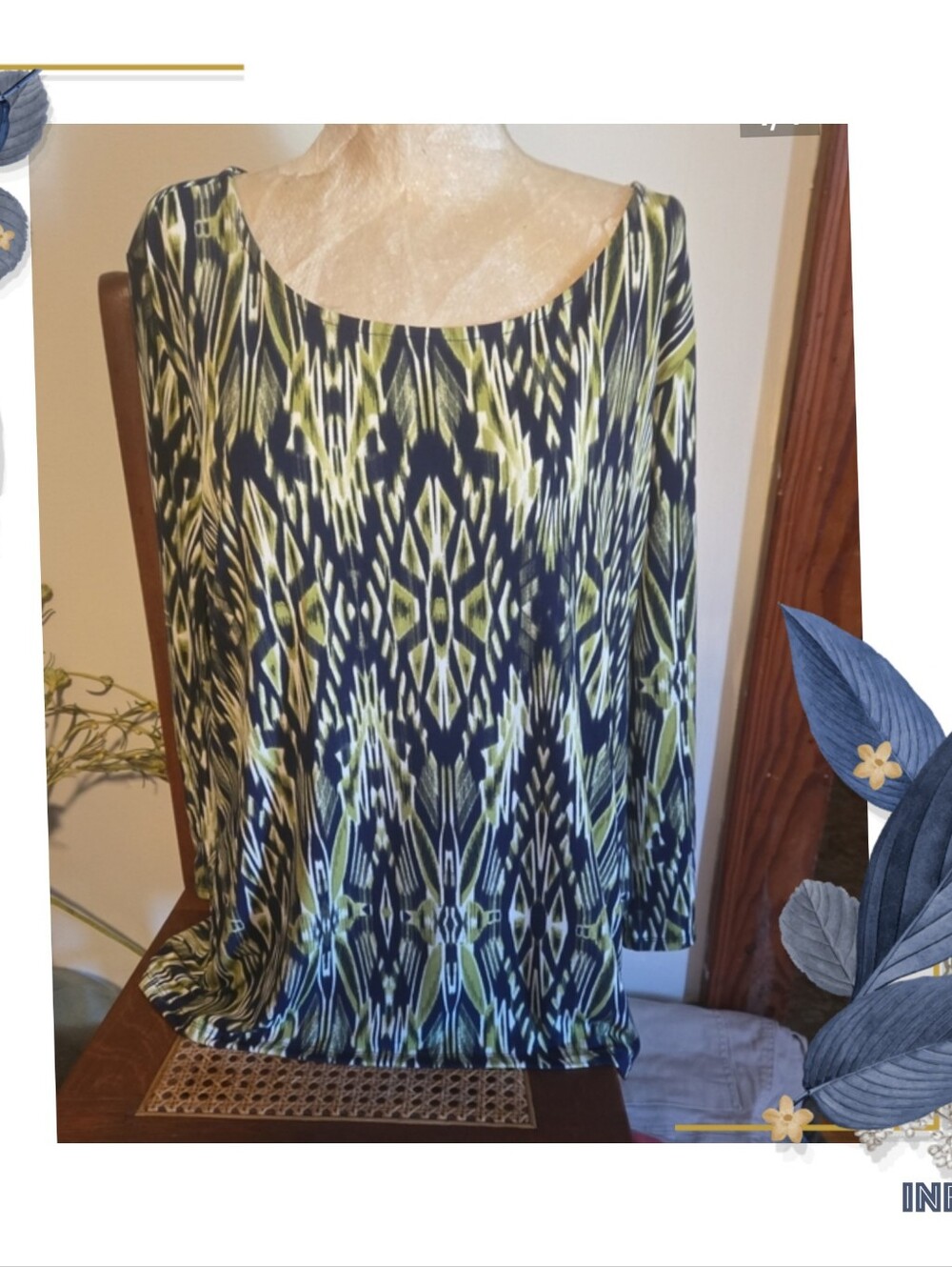 Belle by Kim Gravel Navy and Olive Top Size Xl